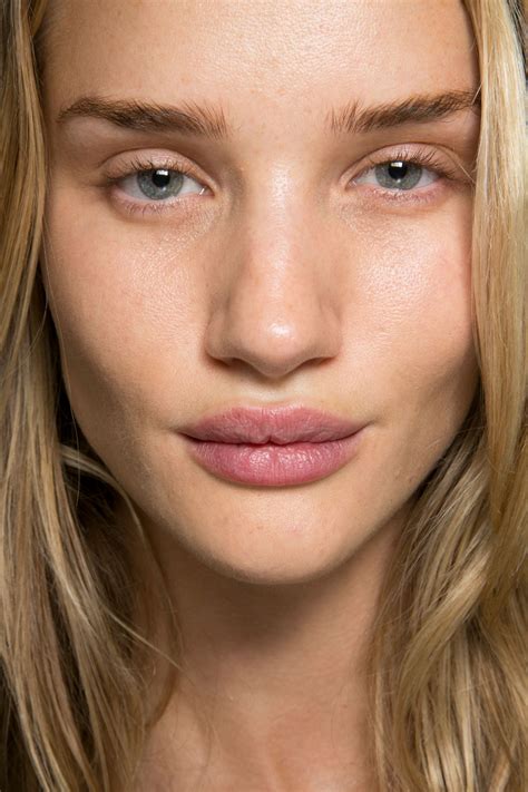 rosie huntington whiteley without makeup.